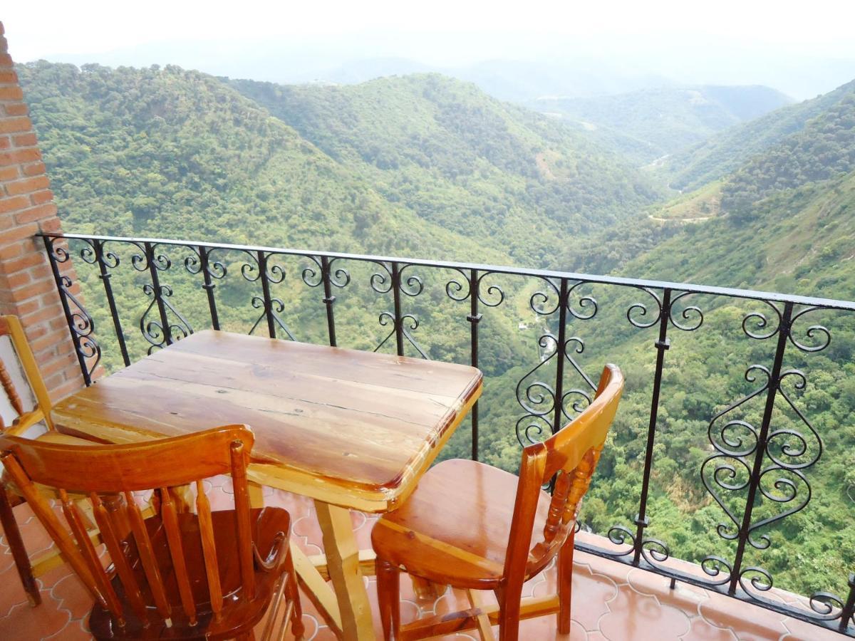 Hotel Loma Linda Taxco Екстериор снимка
