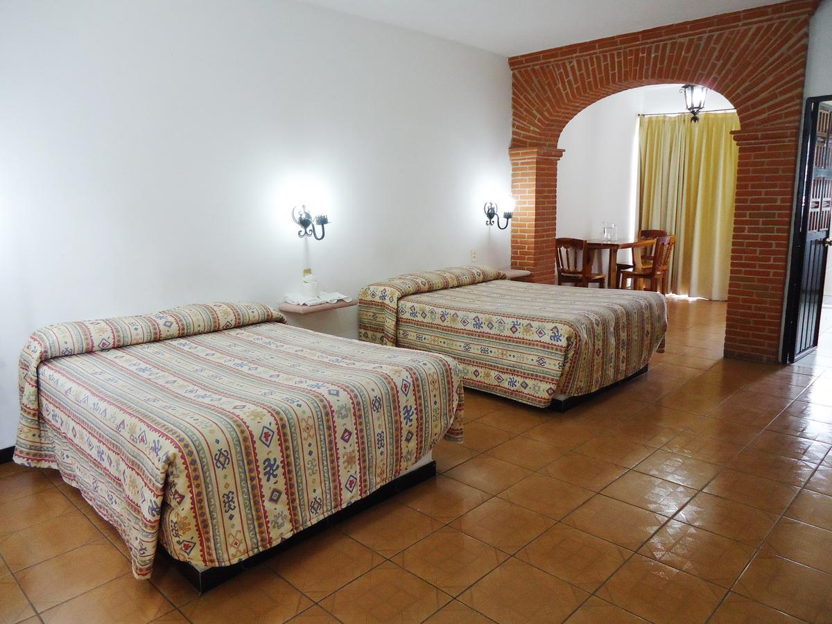 Hotel Loma Linda Taxco Екстериор снимка
